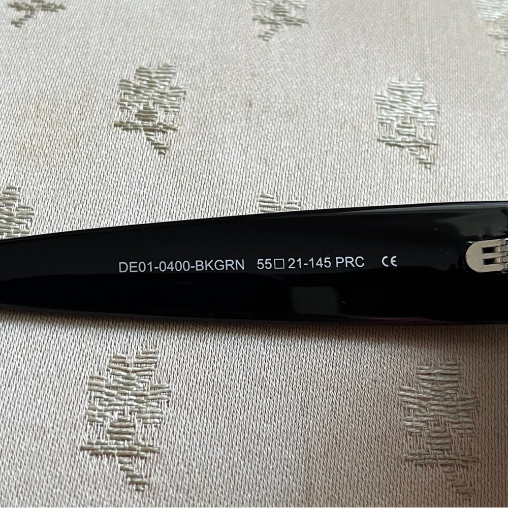 Diff Sunglasses Model “Zoe” Excellent Condition - image 7